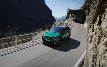 Avec son nouveau C5 Aircross, Citroën espère faire oublier les scandales des moteurs PureTech et des airbags Takata. Stellantis